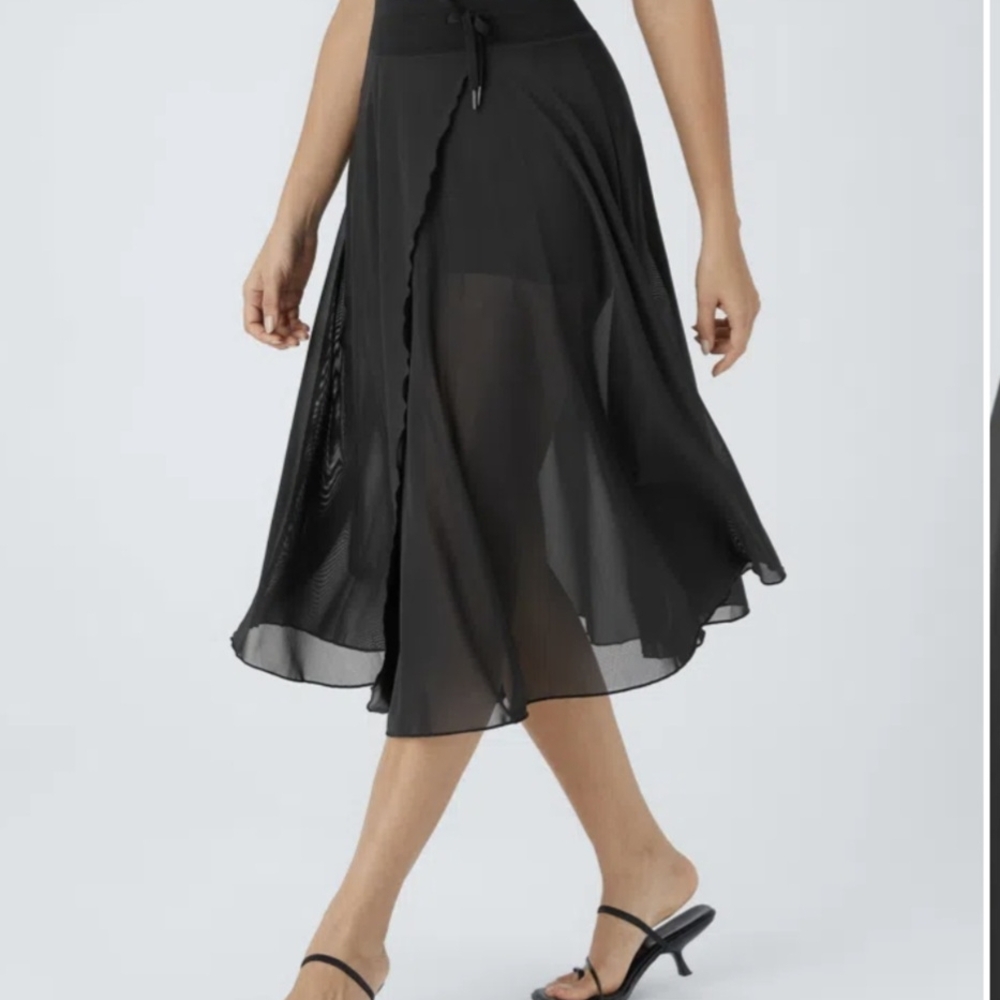 Elegant Black Midi Skirt